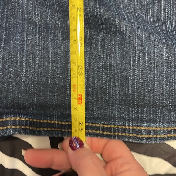 Gently used denim skirt - Picture 6 of 6